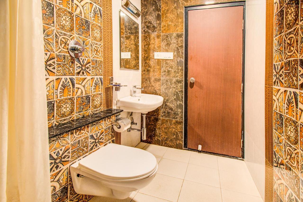 Fabhotel Corporate Crown - Nr Jyoti Nivas Hotel Bangalore