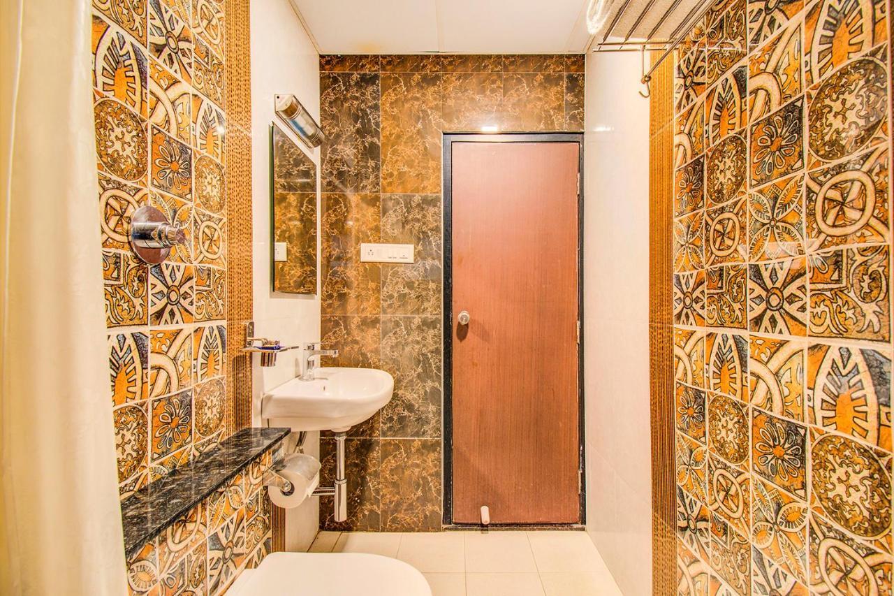 Fabhotel Corporate Crown - Nr Jyoti Nivas 3*