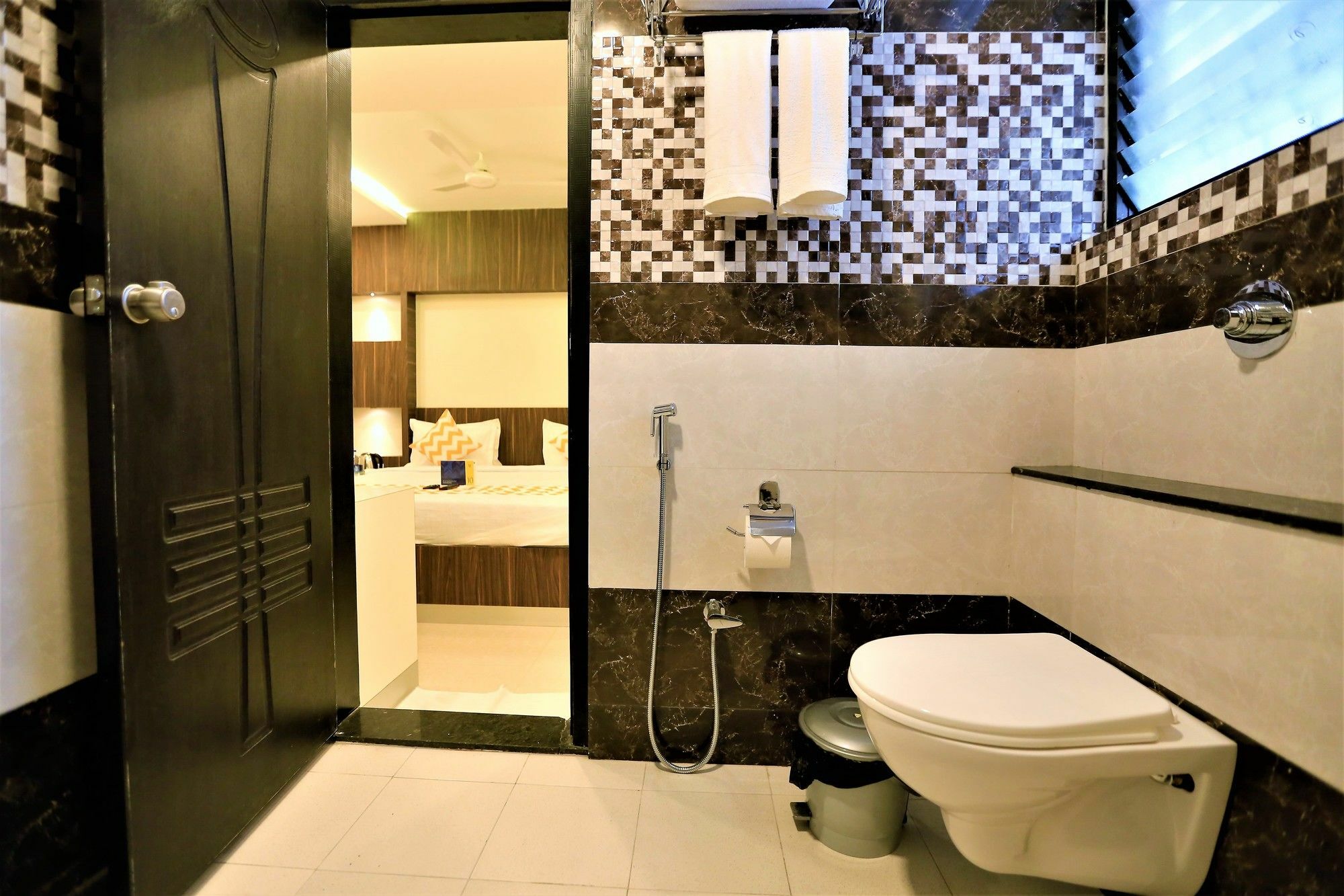 Fabhotel Corporate Crown - Nr Jyoti Nivas 3* Bangalore